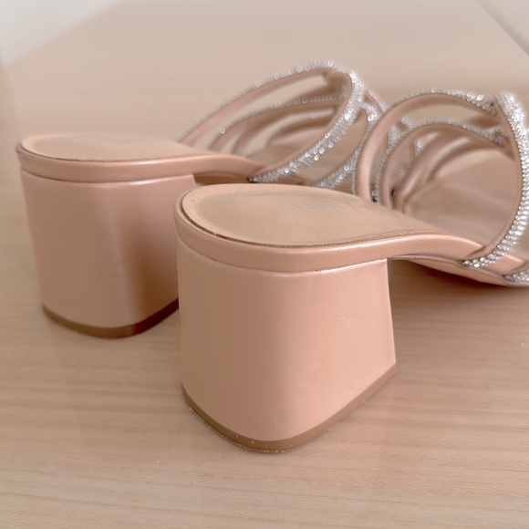 Sandals - Picture 7 of 7